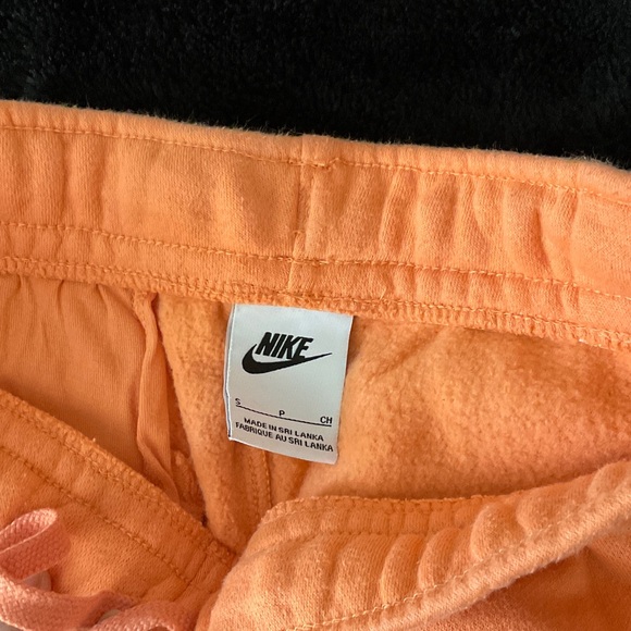 Nike Bright Orange Joggers - Picture 5 of 7